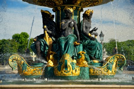 Fontaine mers place concorde photo