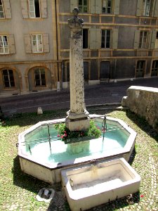 Fontaine de la rue du château de Neuchâtel