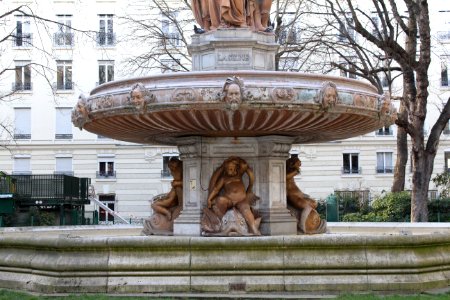 Fontaine Louvois Paris 3