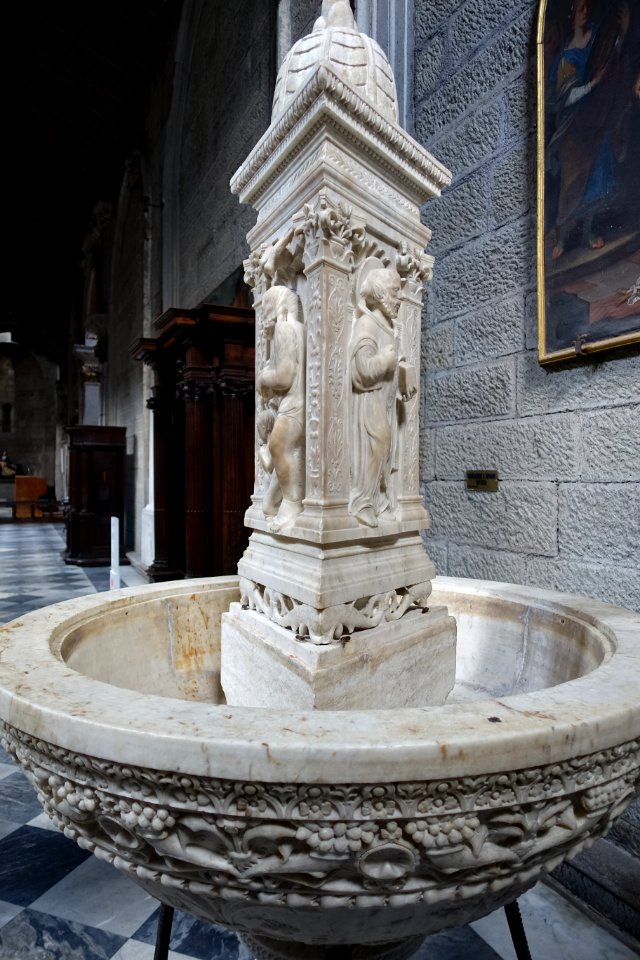 Font by Francesco da Ancona - Duomo - Viterbo, Italy - DSC02089
