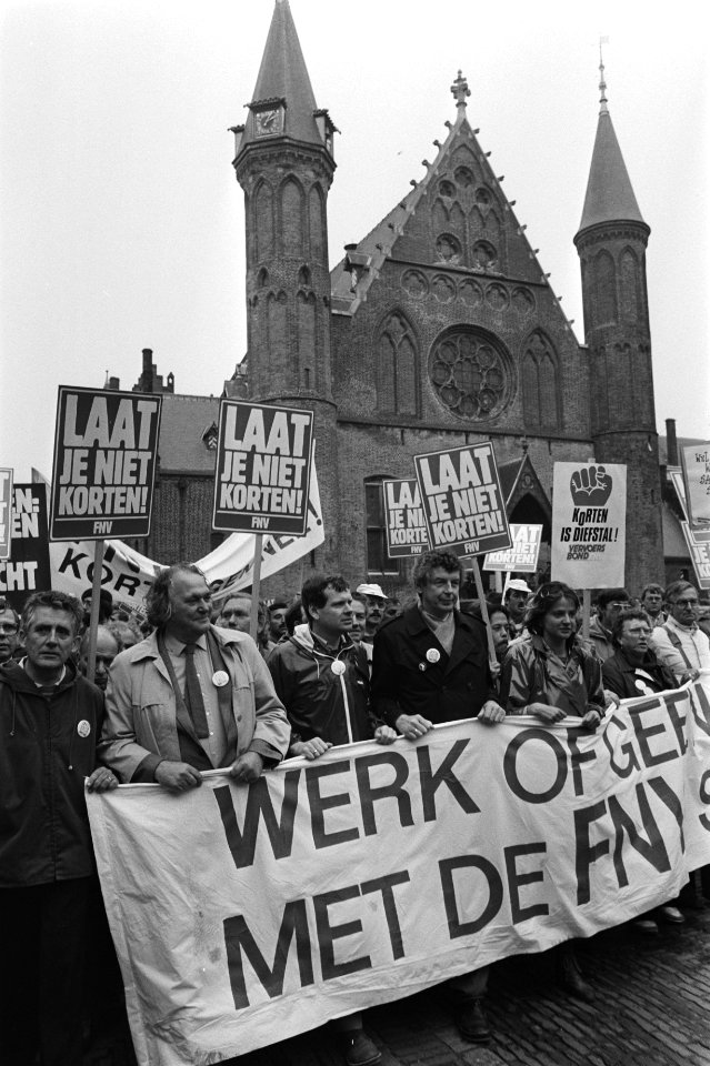 FNV-demonstratie (20.000 mensen) in Den Haag tegen 1 juli-maatregelen FNV-bes, Bestanddeelnr 932-9850