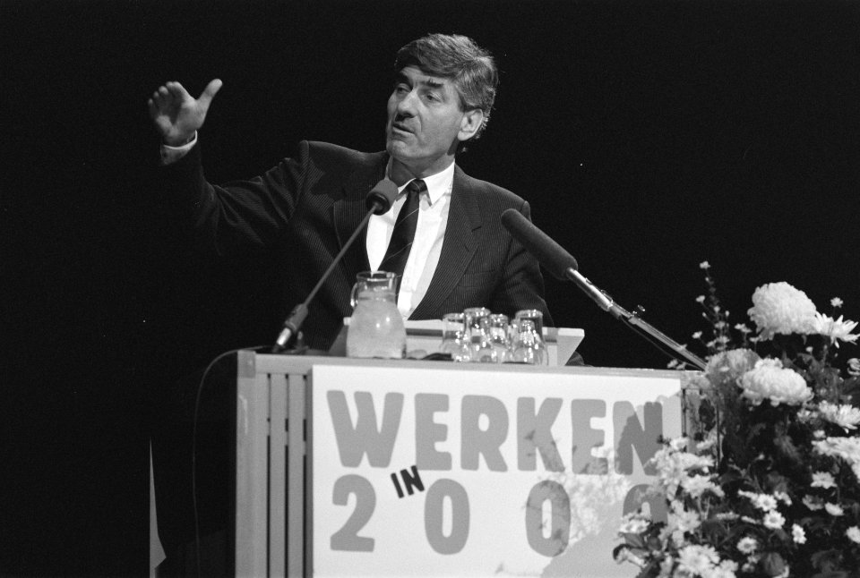 FNV-congres in Amsterdam, 2e dag premier Lubbers tijdens toespraak, Bestanddeelnr 934-1409