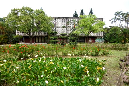 Flower garden - National Taiwan University - DSC01155 photo