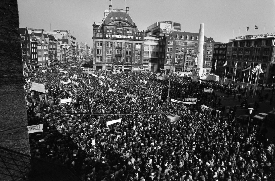 FNV manifestatie op de Dam, Amsterdam overzichten op de Dam, Bestanddeelnr 930-7350
