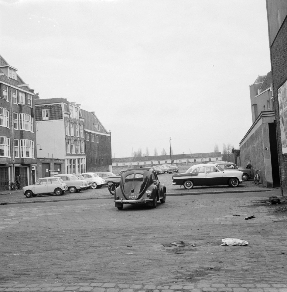 Foeliestraat op Rapenburg waar de IJ-tunnel zal gaan beginnen, Bestanddeelnr 912-1493