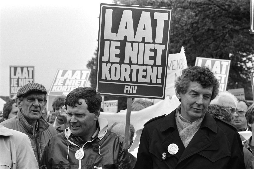 FNV-demonstratie (20.000 mensen) in Den Haag tegen 1 juli-maatregelen Wim Kok, Bestanddeelnr 932-9853