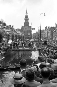 Folkloristisch festival te Bolsward, overzicht optreden Bolswarder Skotsploeg me, Bestanddeelnr 914-1900