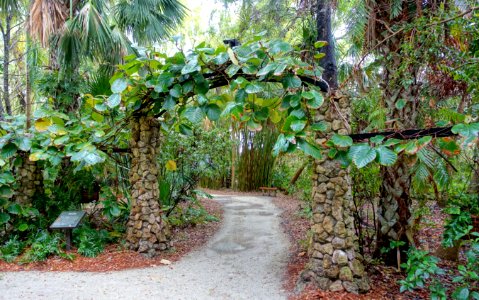 Folly - McKee Botanical Garden - Vero Beach, Florida - DSC03232