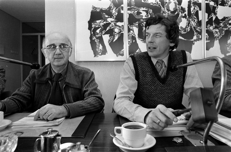 FNV-federatieraad in Amsterdam, Wim Split (vice-voorzitter FNV) met Wim Kok tijd, Bestanddeelnr 931-1810