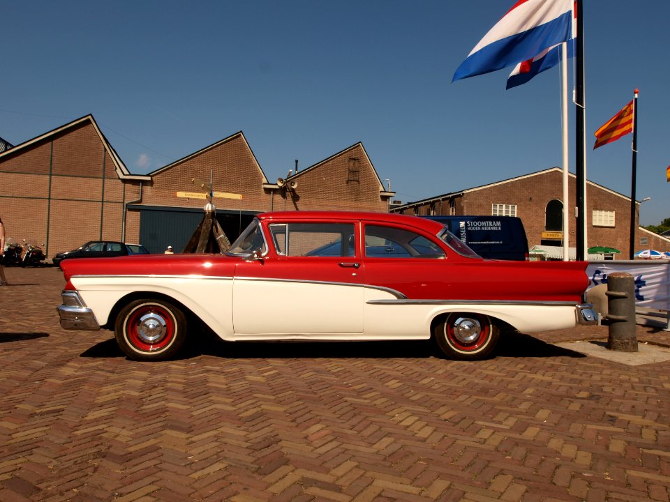 Ford 300 Custom (1958), Dutch licence registration AL-94-07 pic4