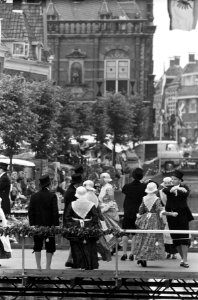 Folkloristisch festival te Bolsward, overzicht optreden Bolswarder Skotsploeg me, Bestanddeelnr 914-1896