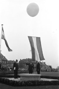 Fokkerherdenking in Haarlem. Onthulling gedenksteen, Bestanddeelnr 912-8829