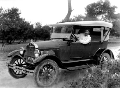 Ford ? N520. Kerynia - SMVK - C02600