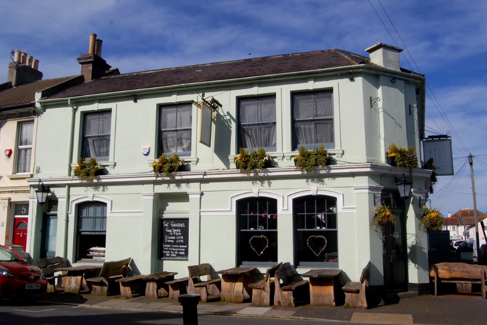 Foragers pub (formerly Stirling Arms), 3 Stirling Place, Hove (March 2020) (4)
