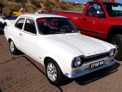 Ford ESCORT 1100 dutch licence registration 27-DX-84 pic3