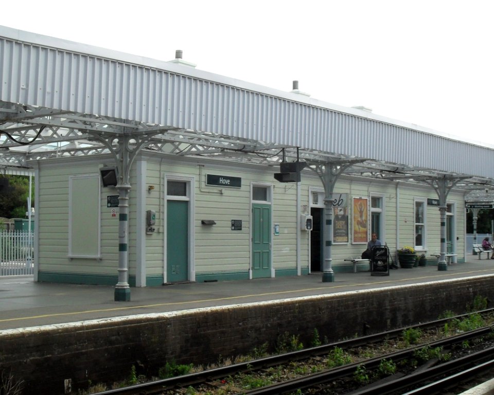 Former Eastbound Ticket Office at Hove Railway Station (NHLE Code 1280558)