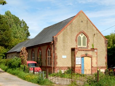 Former Bursledon Congregational Church, School Road-Spring Grove junction, Bursledon (May 2019) (3)