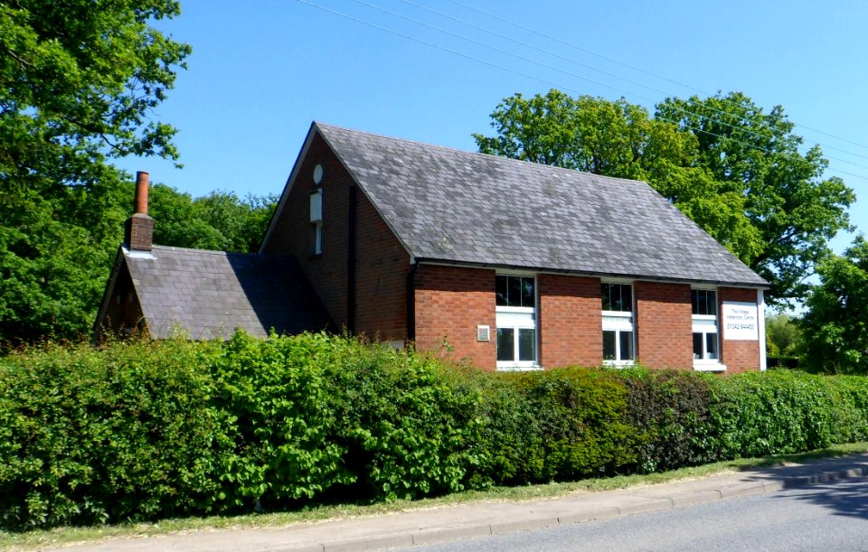 Former Ebenezer Strict Baptist Chapel, Smallfield (June 2013) (4)