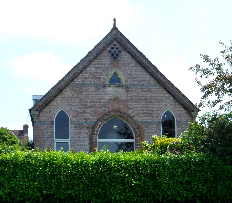 Former Congregational Church, Horsham Road, Forest Green (July 2013) (9)