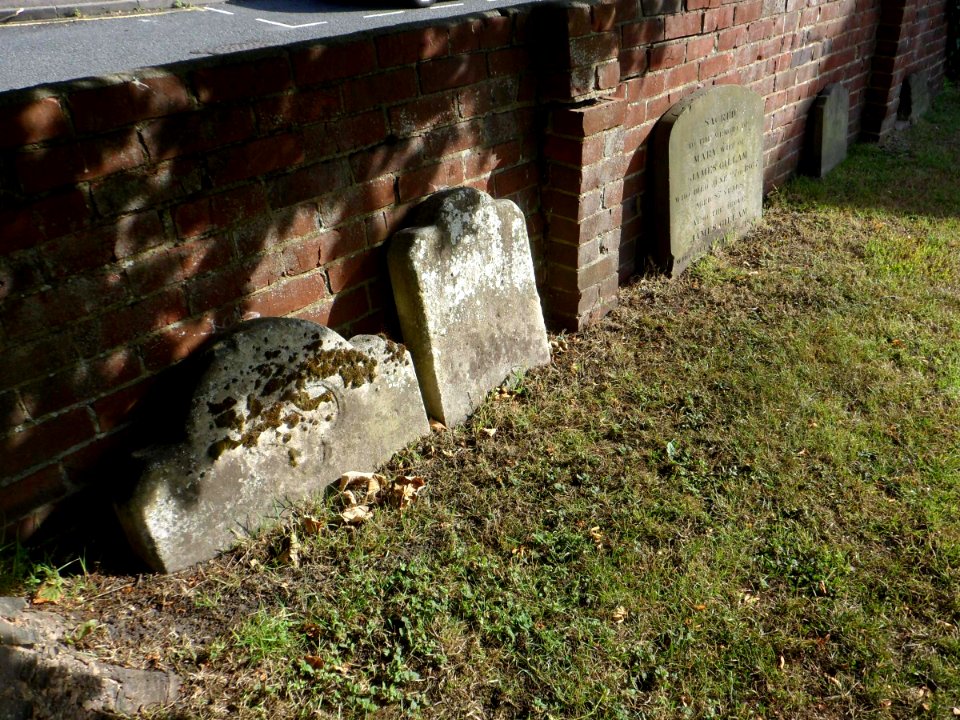 Former Bugby Chapel, Prospect Place, Epsom (NHLE Code 1232197) (August 2013) (Gravestones) (2)