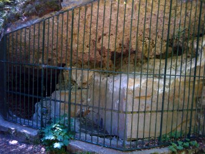 Forêt fontainebleau grotte aux cristaux 01