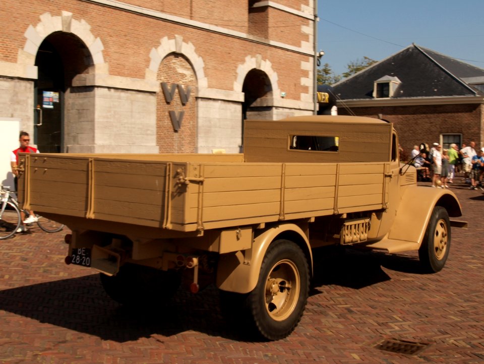 Ford G 388T (1948), Dutch licence registration BE-28-20 pic1