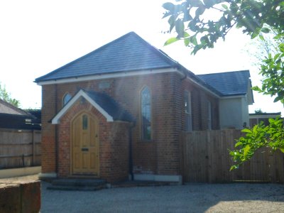 Former Congregational Chapel, Willey Green, Normandy (May 2014) (1)