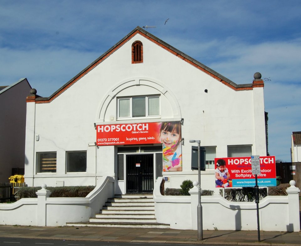 Former Elim Pentecostal Church (now Nursery School), 209 Portland Road, Aldrington (March 2020) (2)