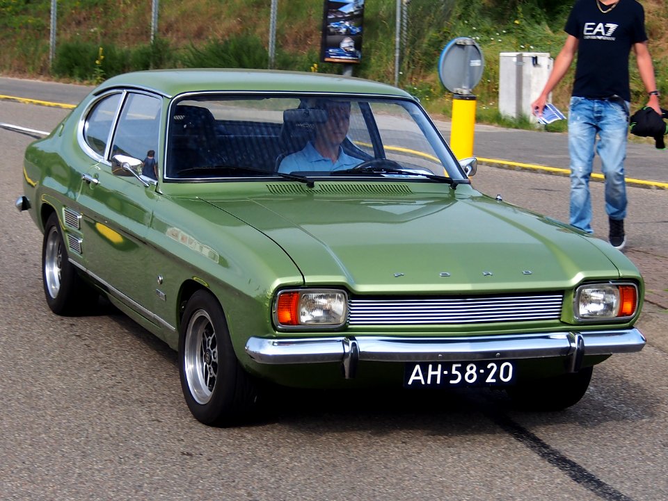 FORD CAPRI 1500, licence AH-58-20