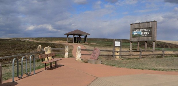 Ford Co Santa Fe ruts rest-stop 1