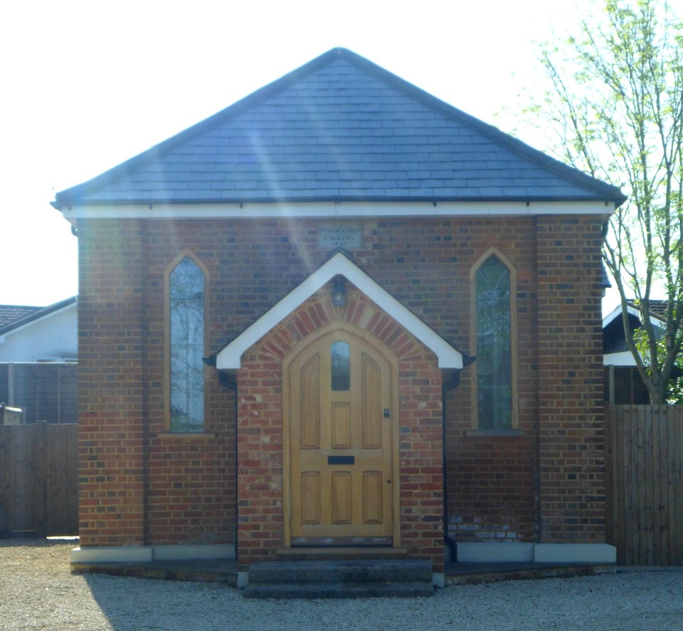 Former Congregational Chapel, Willey Green, Normandy (May 2014) (3)