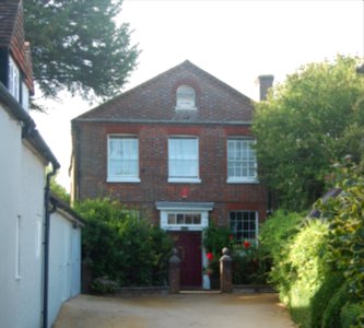 Former Congregational Chapel, West Street, Alresford (NHLE Code 1095233) (July 2019) (3)