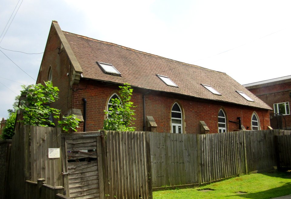 Former Congregational Chapel, Petworth Road, Wormley (June 2015) (1)