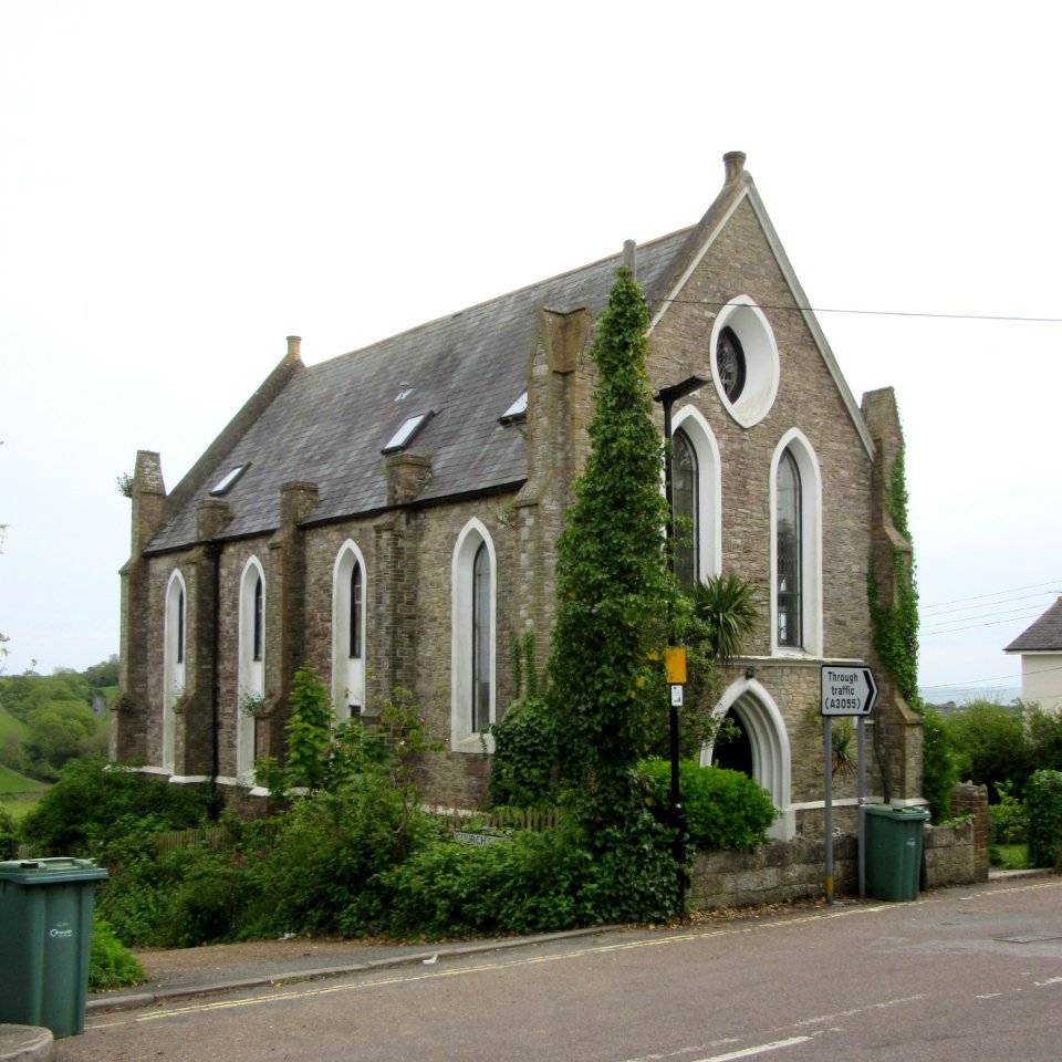 Former Brading United Reformed Church, The Mall, Brading (May 2016) (4)