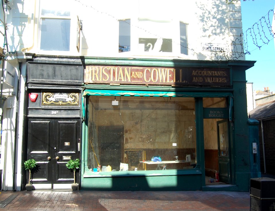 Former Bookshop, 36 Duke Street, The Lanes, Brighton (September 2018)