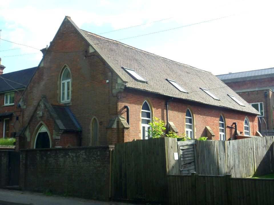 Former Congregational Chapel, Petworth Road, Wormley (May 2014) (1)