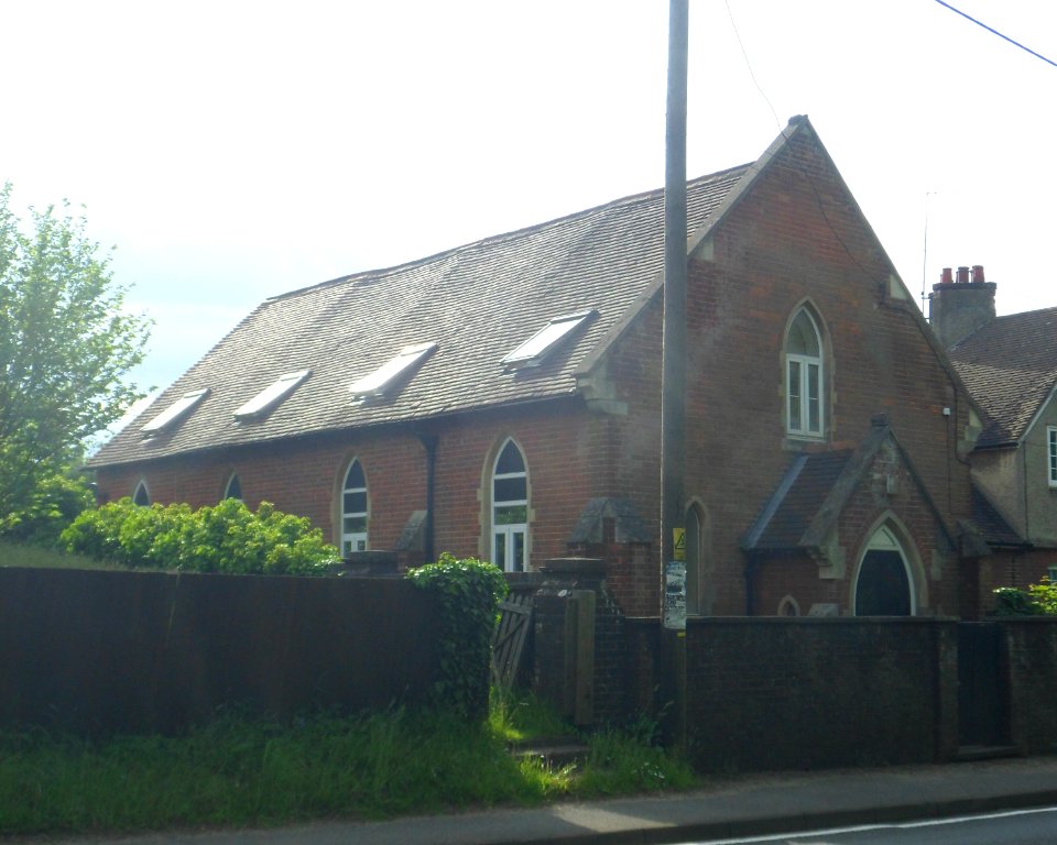 Former Congregational Chapel, Petworth Road, Wormley (May 2014) (2)