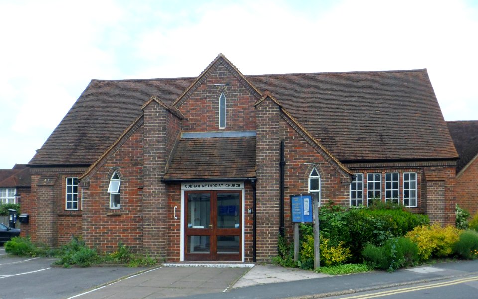 Former Cobham Methodist Church, Cedar Road, Cobham (May 2014) (1)