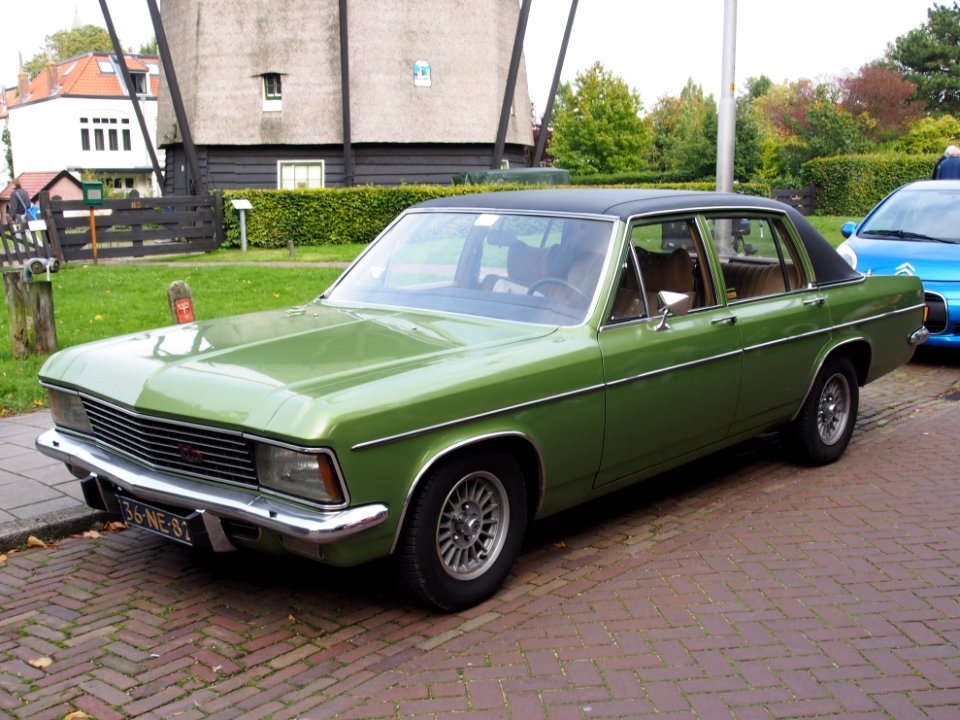 Ford Admiral 2.8S pic2