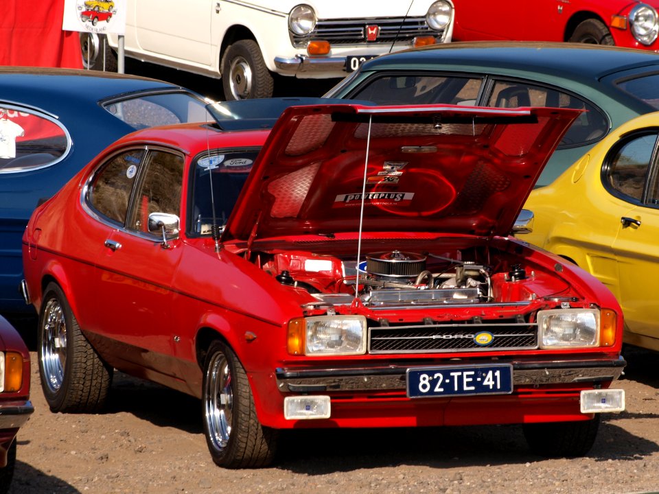 Ford Capri 2.0 GL dutch licence registration 82-TE-41 pic2