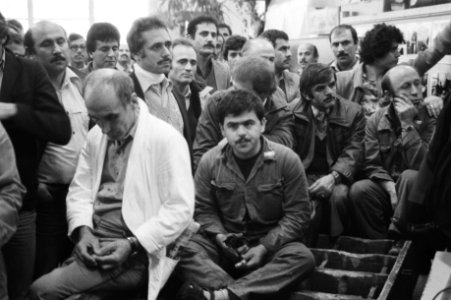 Ford-personeel tijdens de vergadering, Bestanddeelnr 931-7689