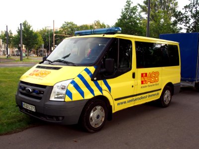 Ford Transit ASB ambulance, Bremen pic3