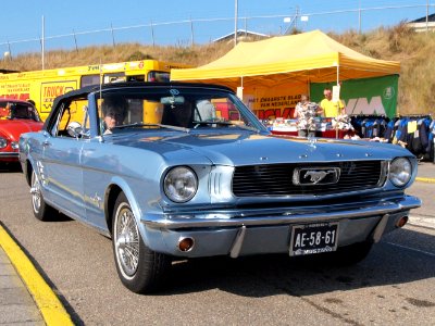 Ford Mustang dutch licence registration AE-58-61 pic2