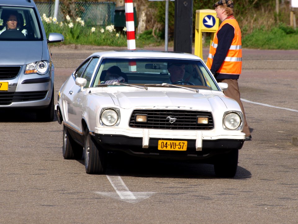 Ford Mustang II, Dutch registration 04-VU-57 pic-001