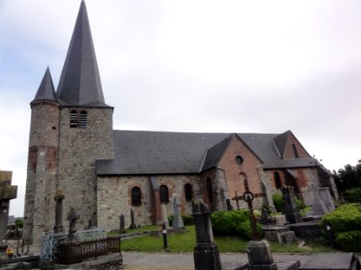 Fontaine-lès-Vervins (Aisne), église vue latérale sud