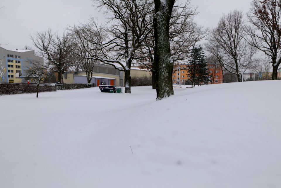 Fontane Grundschule Hennigsdorf with snow 2021-02-09 01