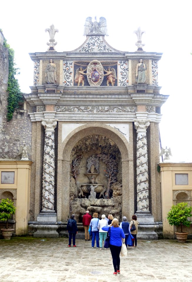 Fontana della Civetta - Villa d'Este - Tivoli, Italy - DSC03968