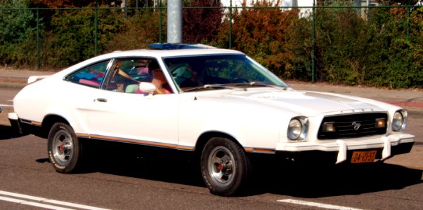 Ford Mustang II 2+2 04-VU-57 pic4