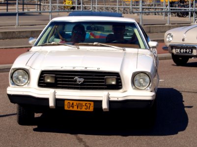 Ford Mustang II 2+2 04-VU-57 pic1