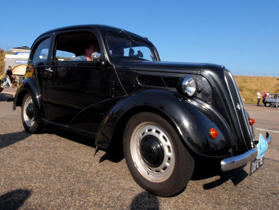 Ford POPULAR dutch licence registration DH-17-18 pic2